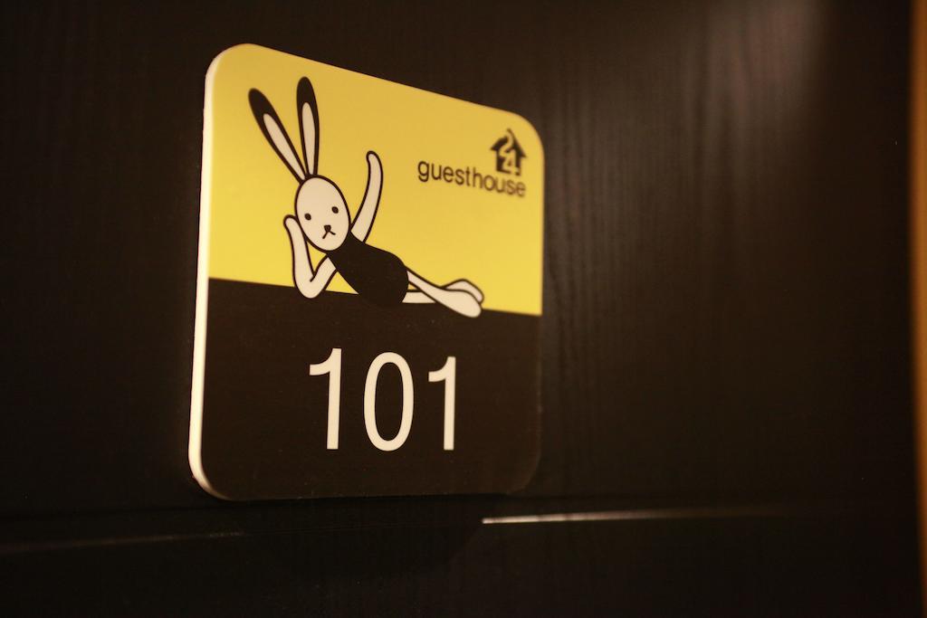 24 Guesthouse Jongno Tower Сеул Экстерьер фото