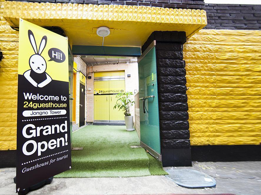 24 Guesthouse Jongno Tower Сеул Экстерьер фото